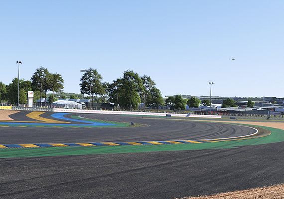 Thrill to the intense challenge of racing on globally renowned circuits that will test your skills to the limit. Thrill to the intense challenge of racing on globally renowned circuits that will test your skills to the limit.